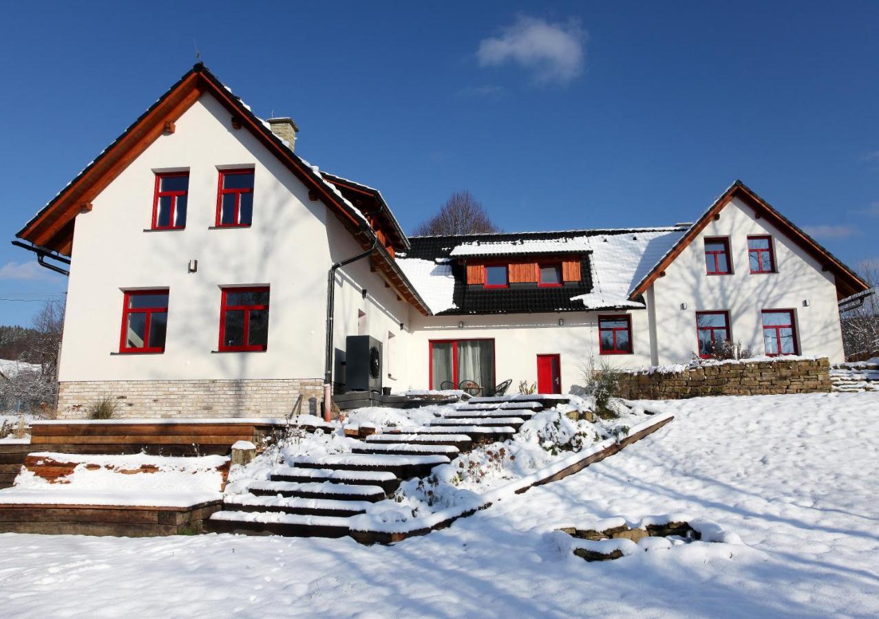 Atelier 673 Guest House Dolní Bečva Bagian luar foto